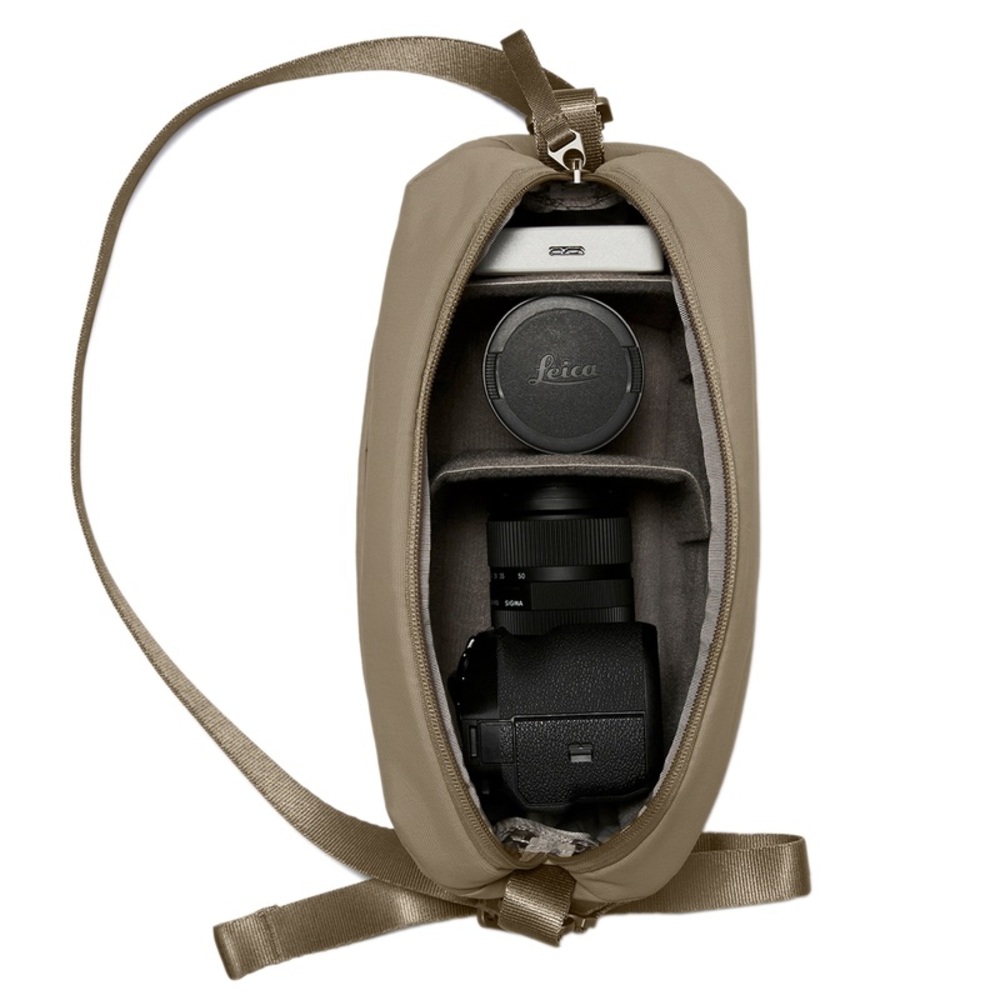 Urth Dolomite Camera Sling NWOT